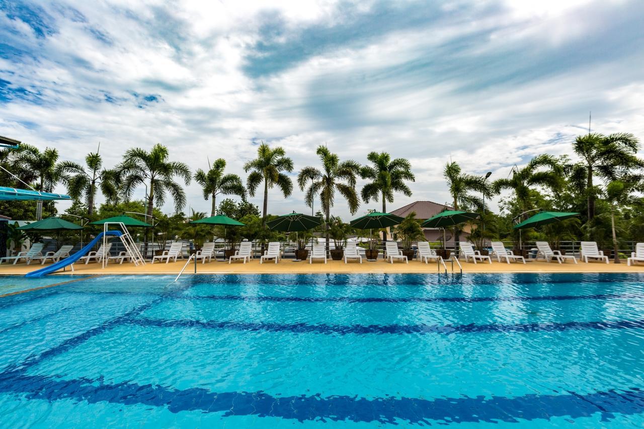 Suan Palm Resort Ban Pong  Exteriör bild
